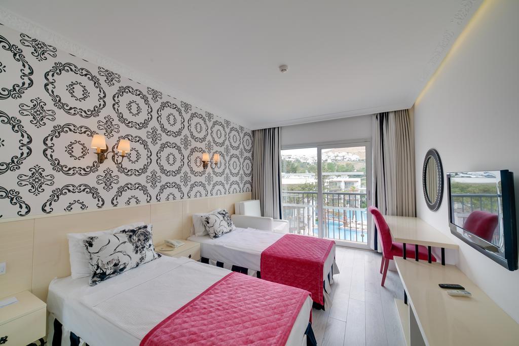 Mio Bianco Resort All Inclusive Akyarlar Zimmer foto